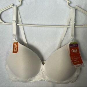 Warner's RN3281A Play it Cool Wirefree Contour Bra with Light Lift white 34B